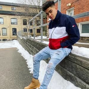 Meet your Posher, Lucas